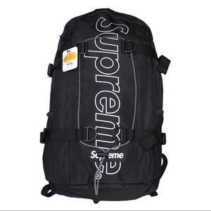 FW 2018 black supreme backpack